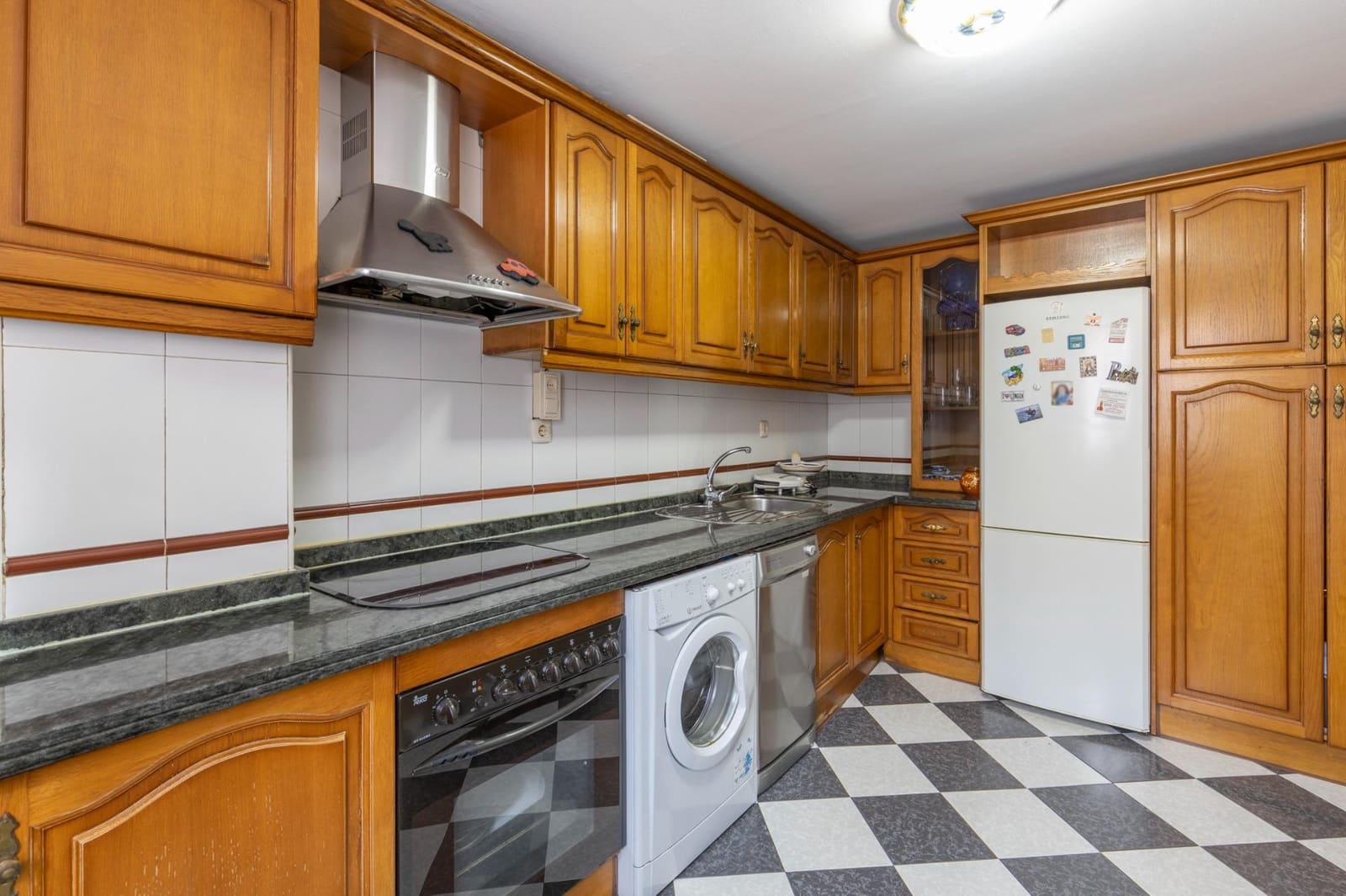 5 quarto Moradia em Banda para venda em Maracena com garagem - 285 000 € (Ref: 9434440)