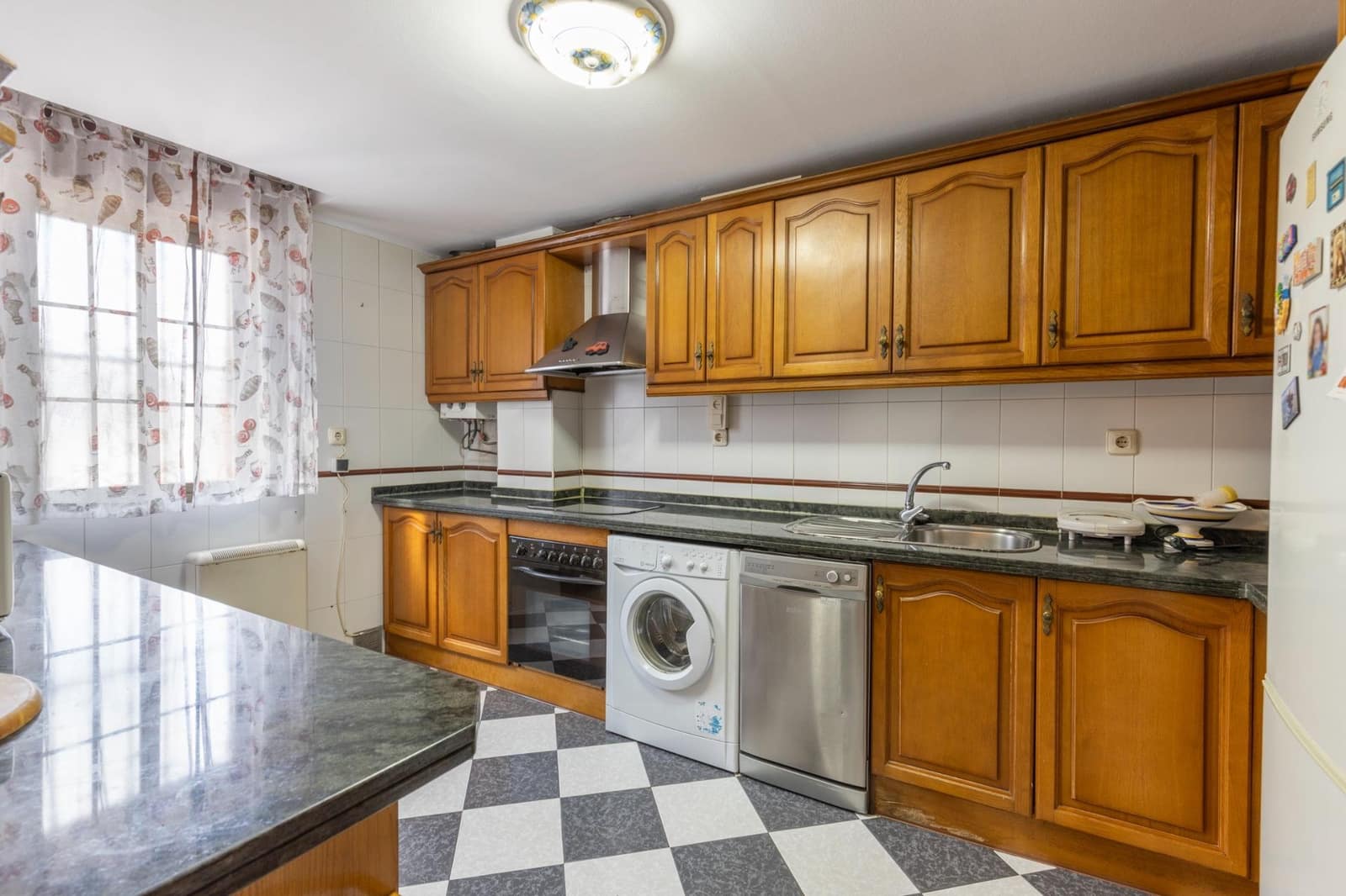 5 quarto Moradia em Banda para venda em Maracena com garagem - 285 000 € (Ref: 9434440)