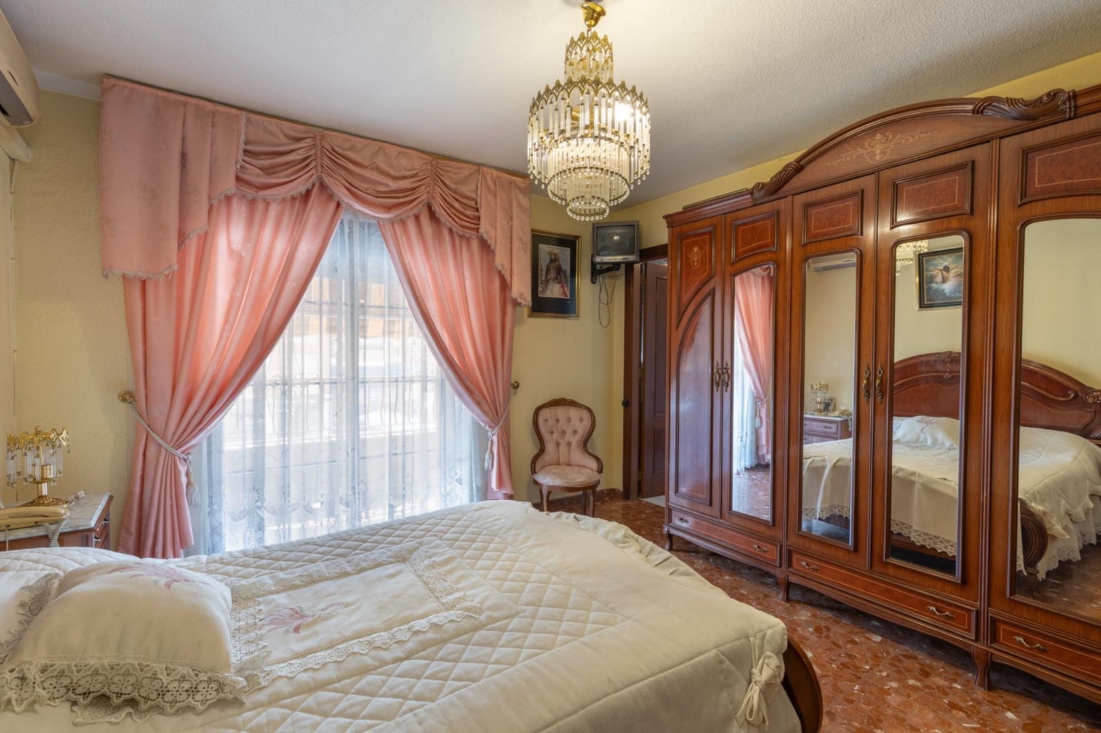 5 quarto Moradia em Banda para venda em Maracena com garagem - 285 000 € (Ref: 9434440)