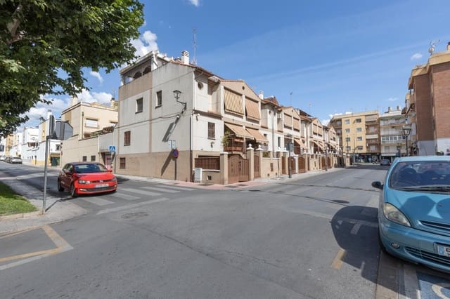 5 quarto Moradia em Banda para venda em Maracena com garagem - 285 000 € (Ref: 9434440)