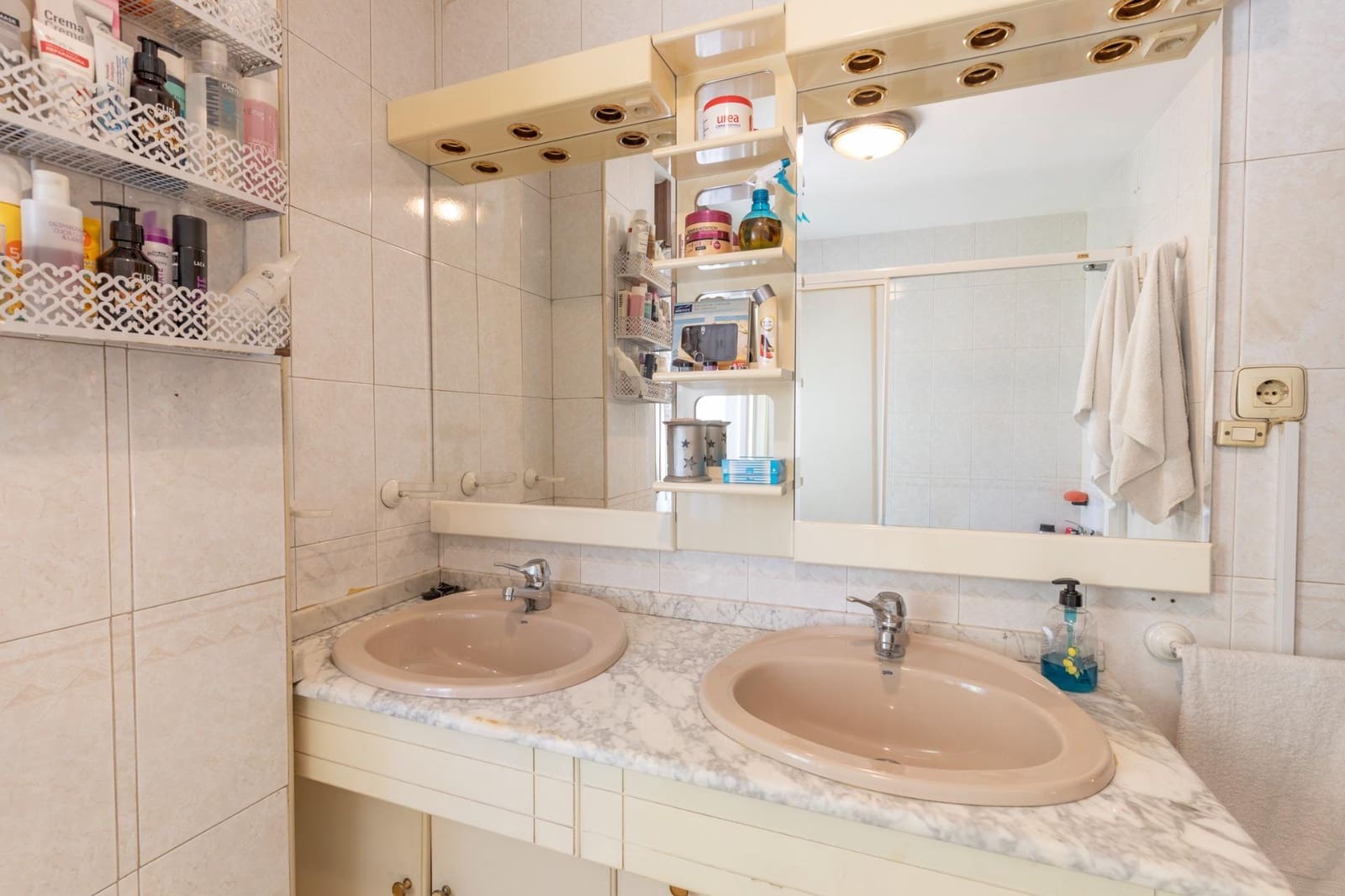 5 quarto Moradia em Banda para venda em Maracena com garagem - 285 000 € (Ref: 9434440)