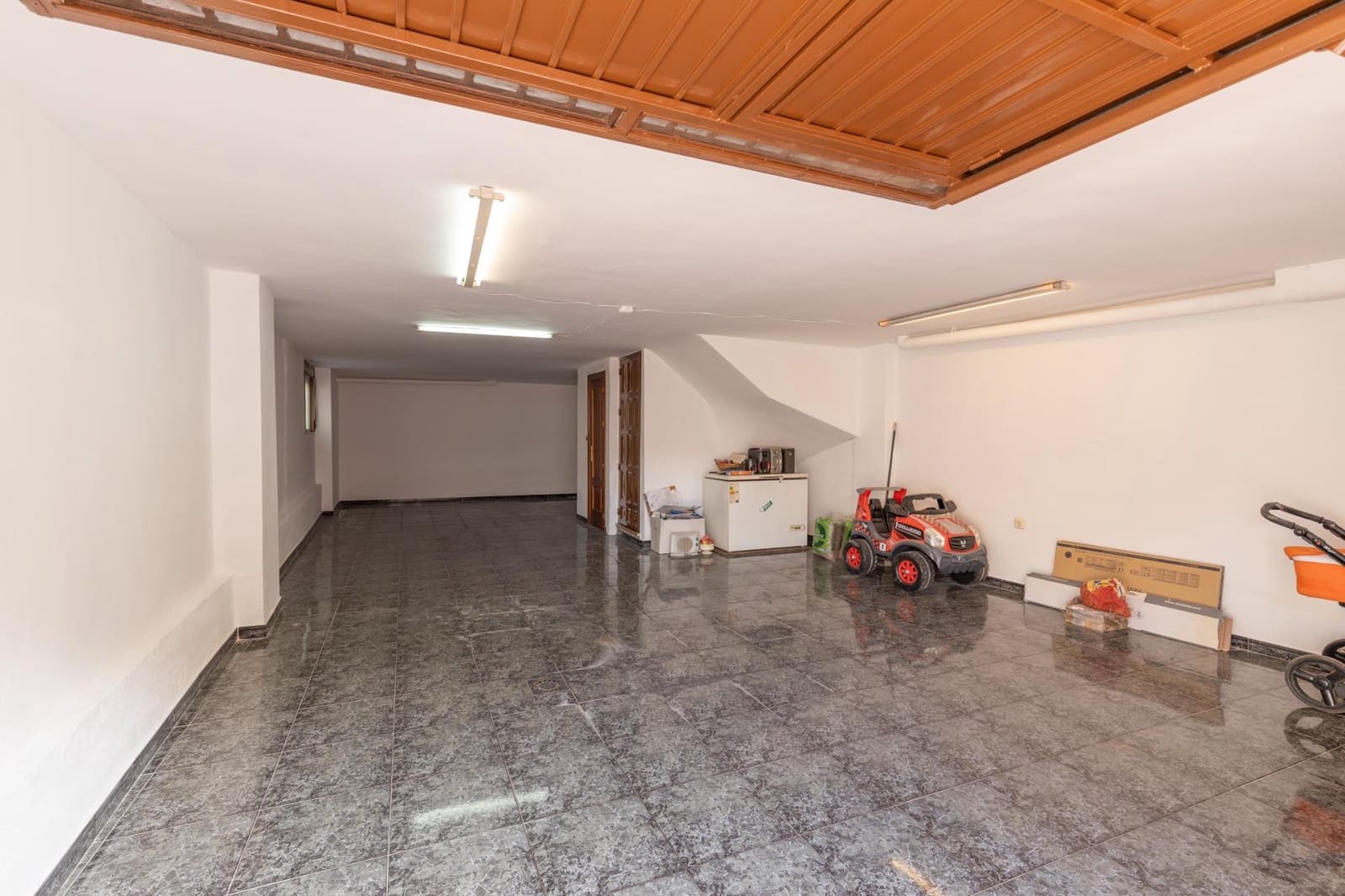 5 quarto Moradia em Banda para venda em Maracena com garagem - 285 000 € (Ref: 9434440)