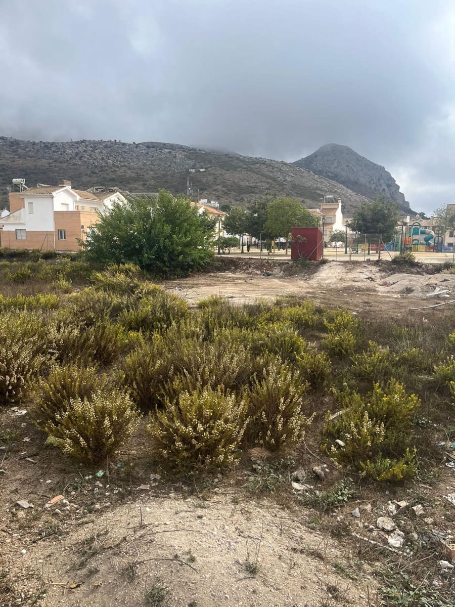 Byggegrund til salg i Zafarraya - € 29.000 (Ref: 9434441)