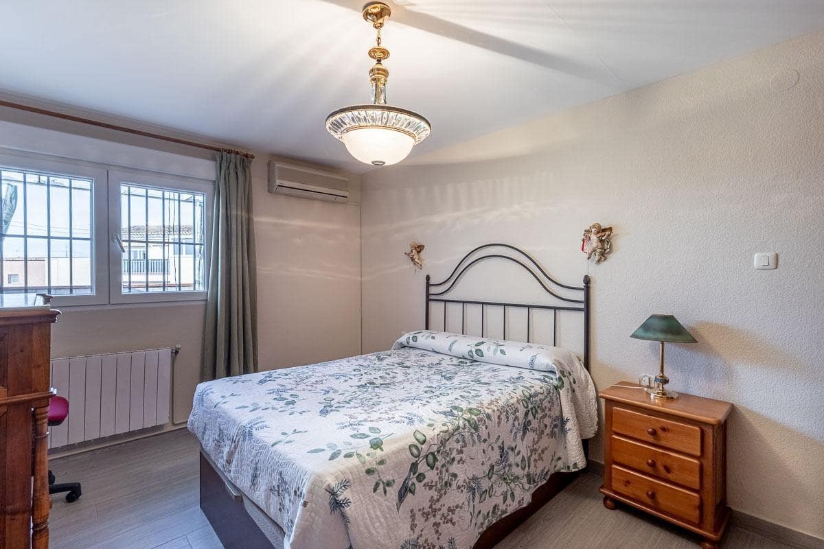 4 chambre Penthouse à vendre à Grenade ville - 420 000 € (Ref: 9434443)