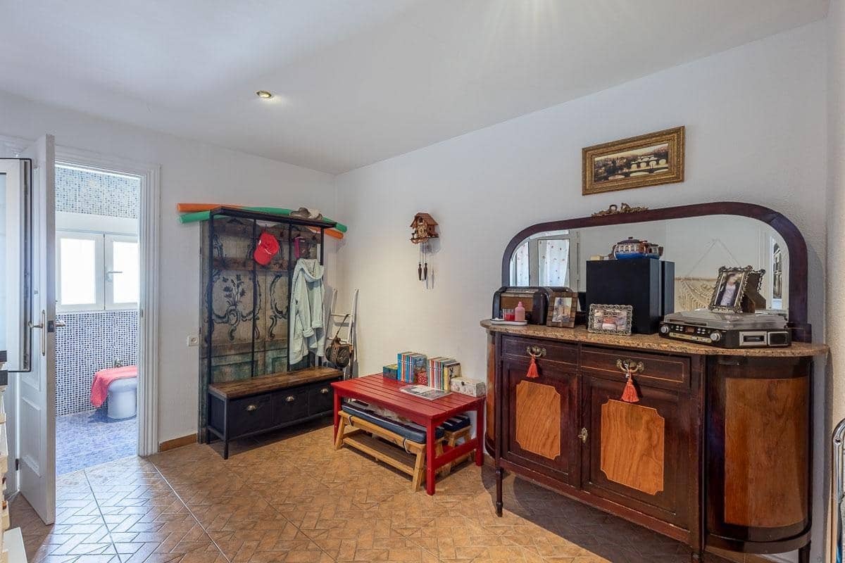 4 chambre Maison de Ville à vendre à Jun - 240 000 € (Ref: 9434444)