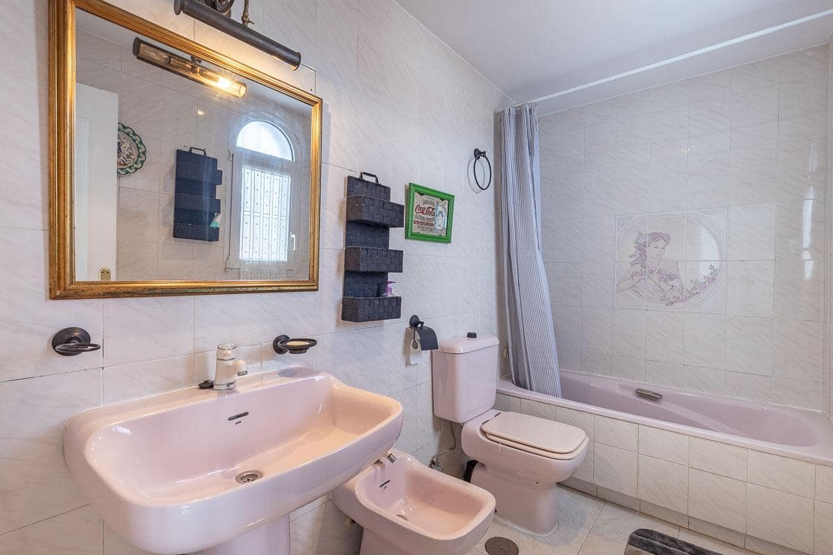 4 chambre Maison de Ville à vendre à Jun - 240 000 € (Ref: 9434444)