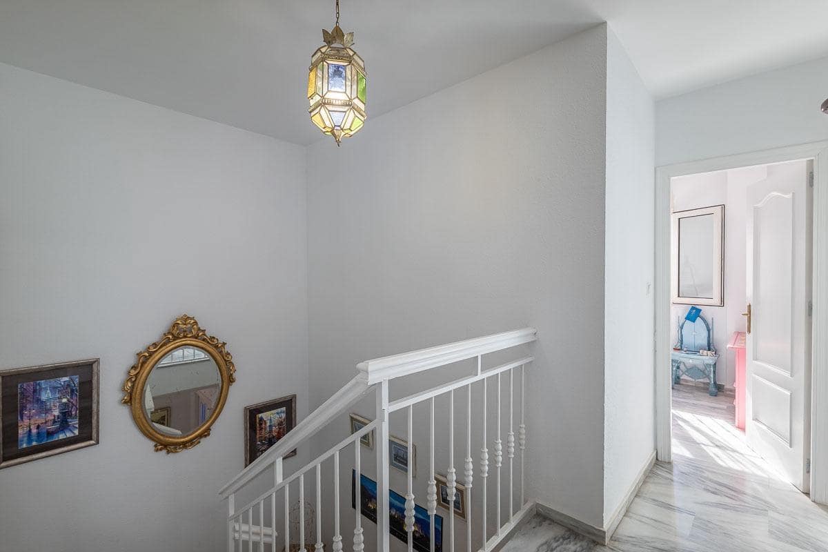 4 chambre Maison de Ville à vendre à Jun - 240 000 € (Ref: 9434444)