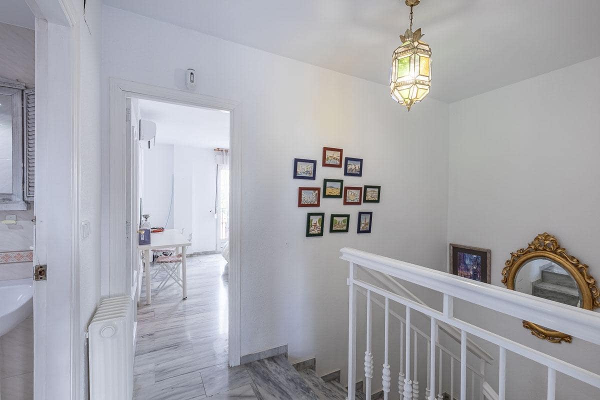 4 chambre Maison de Ville à vendre à Jun - 240 000 € (Ref: 9434444)