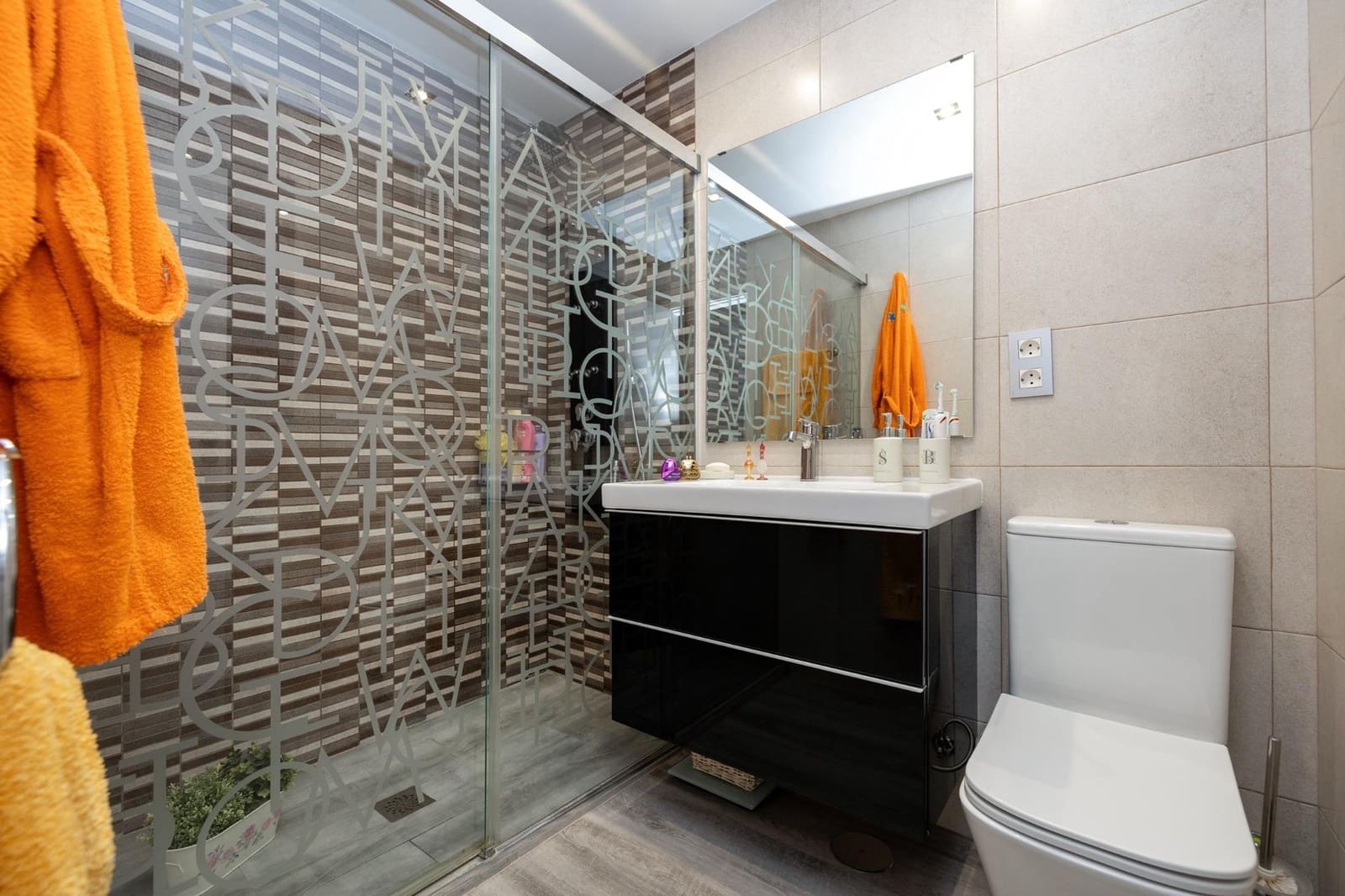 3 bedroom Flat for sale in Atarfe with pool garage - € 235,000 (Ref: 9434446)