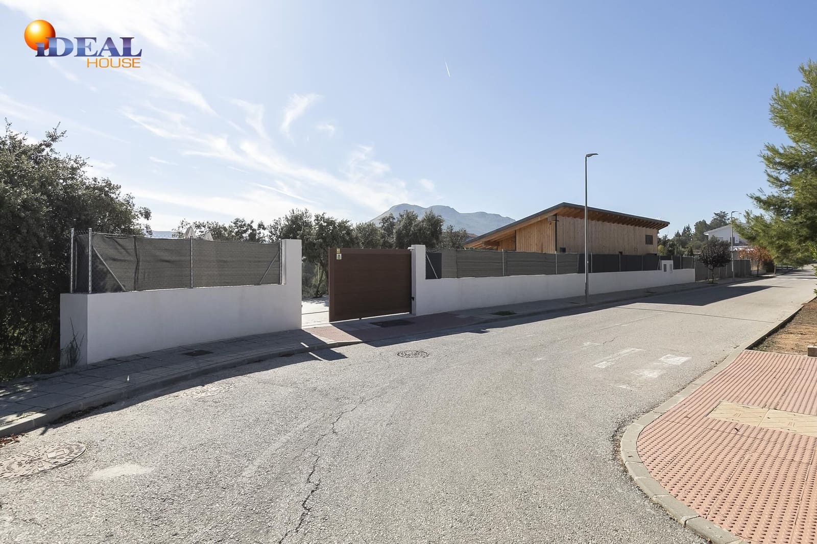 2 bedroom Finca/Country House for sale in Maracena with pool - € 393,000 (Ref: 9434447)