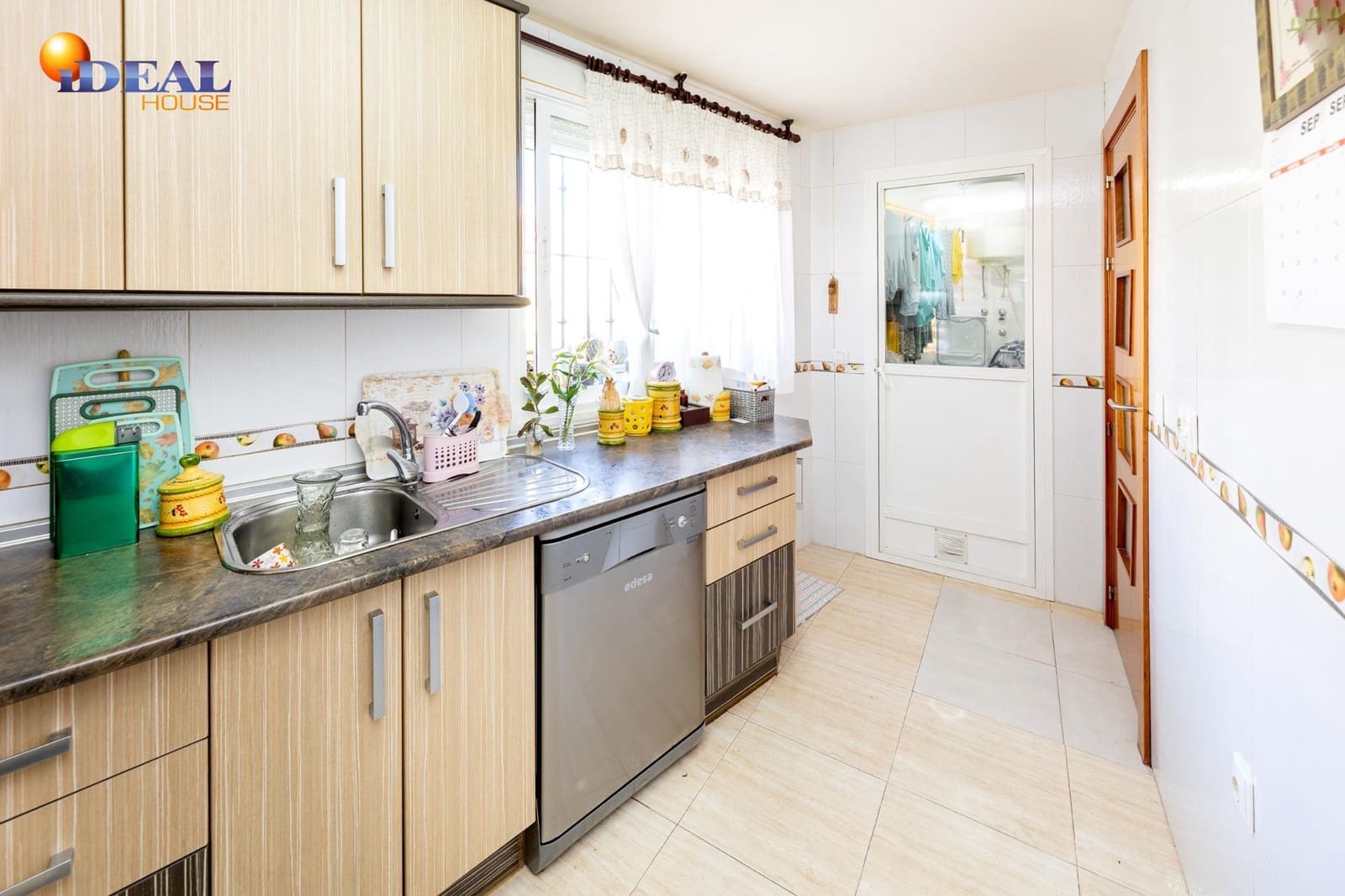 2 bedroom Flat for sale in Cullar Vega with garage - € 135,000 (Ref: 9434451)