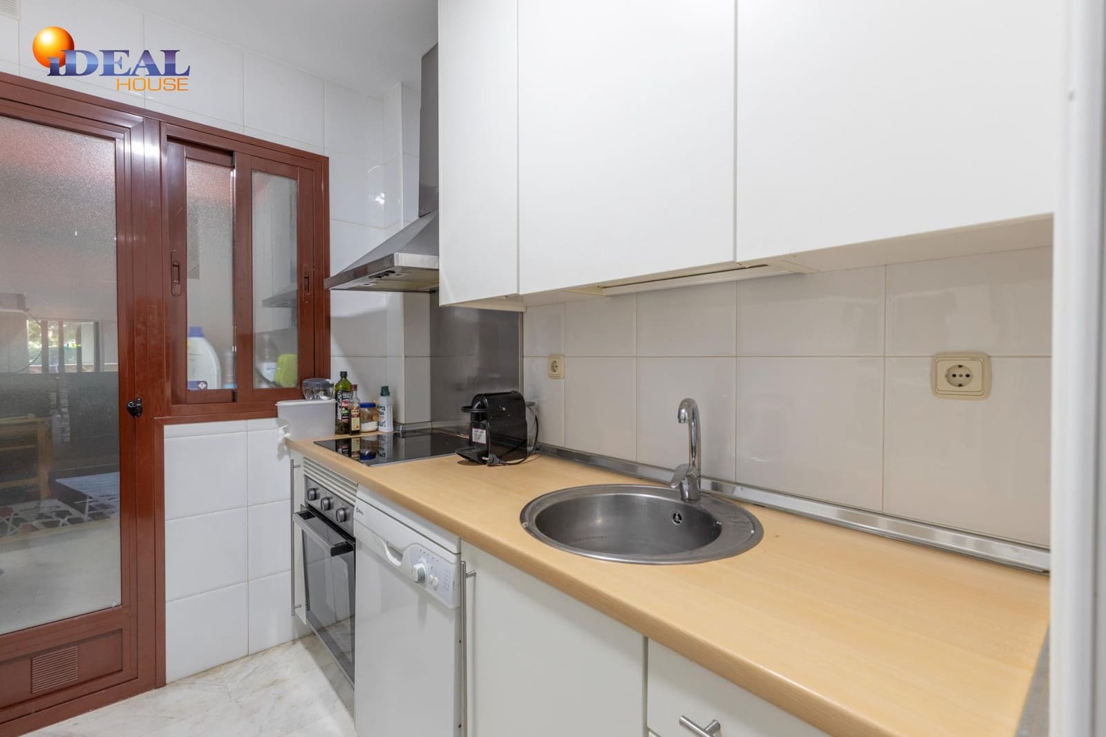 2 bedroom Flat for sale in Motril with pool - € 330,000 (Ref: 9434452)