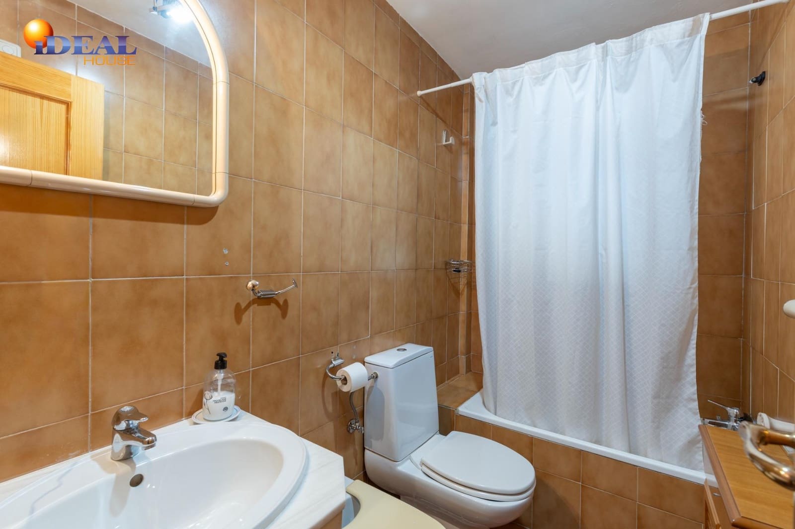 3 bedroom Apartment for sale in Sierra Nevada with garage - € 170,000 (Ref: 9434455)