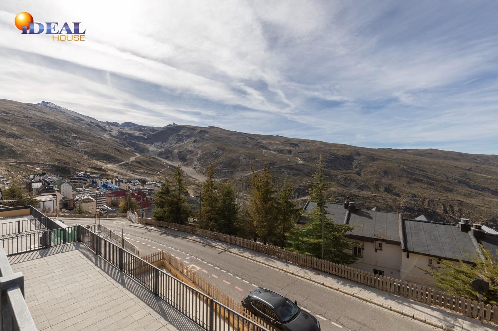 3 bedroom Apartment for sale in Sierra Nevada with garage - € 170,000 (Ref: 9434455)