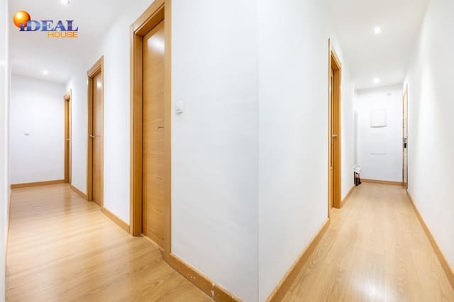 Piso de 3 habitaciones en Granada ciudad en venta con garaje - 249.900 € (Ref: 9434456)