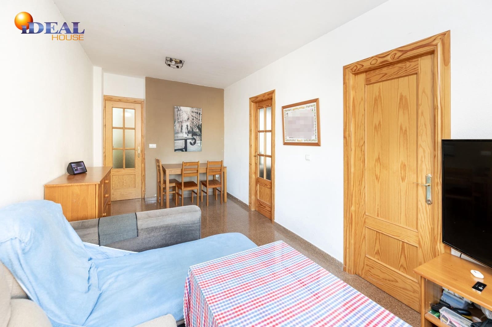 2 bedroom Flat for sale in Churriana de la Vega with garage - € 175,000 (Ref: 9434460)