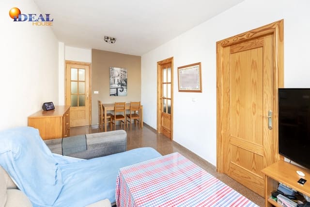 2 slaapkamer Flat te koop in Churriana de la Vega met garage - € 175.000 (Ref: 9434460)