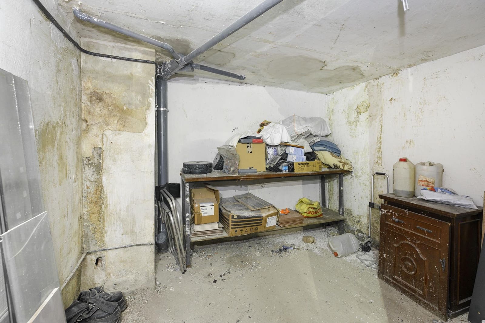 Garage for sale in Granada city - € 55,000 (Ref: 9434462)