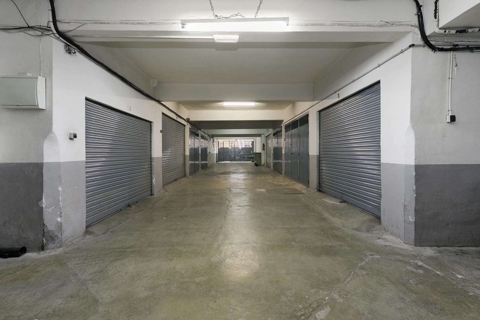 Garage for sale in Granada city - € 55,000 (Ref: 9434462)