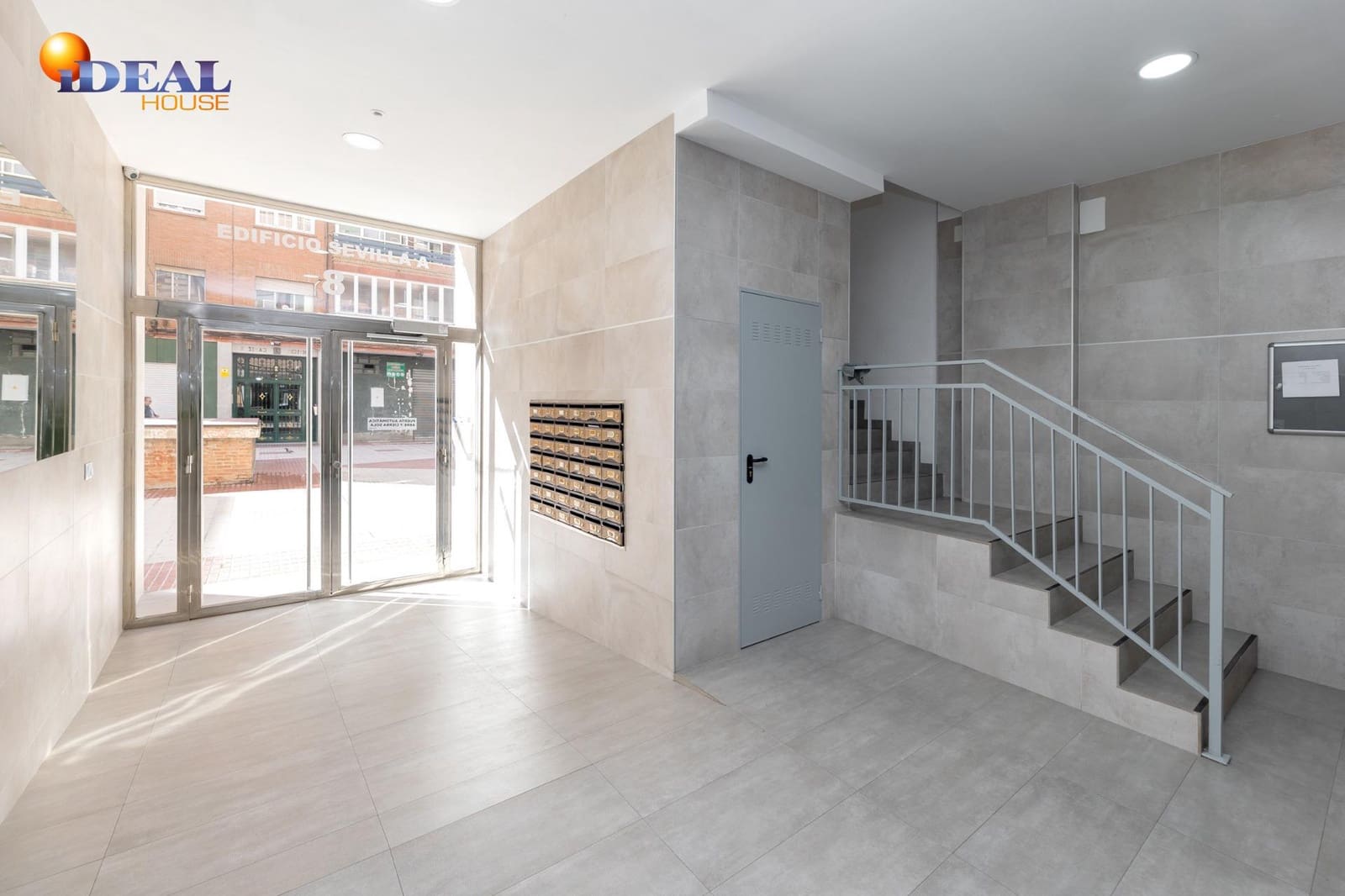 3 sovrum Lägenhet till salu i Granada stad med garage - 249 000 € (Ref: 9434463)