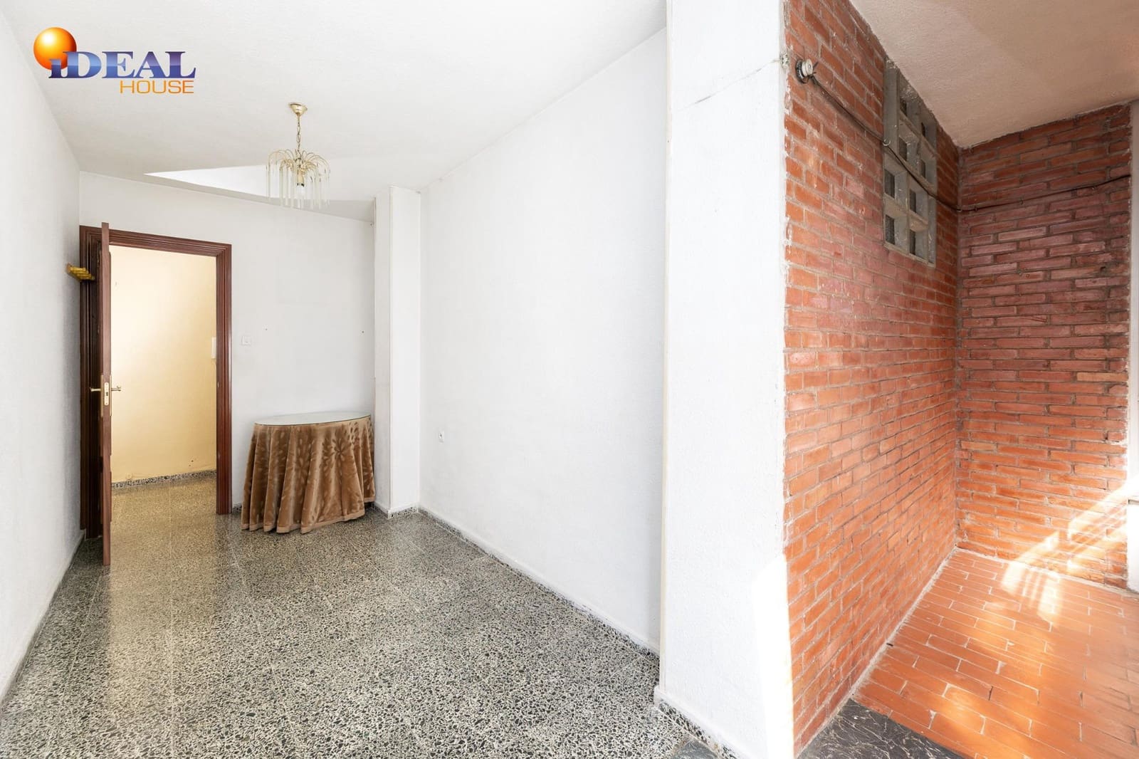 3 sovrum Lägenhet till salu i Granada stad med garage - 249 000 € (Ref: 9434463)