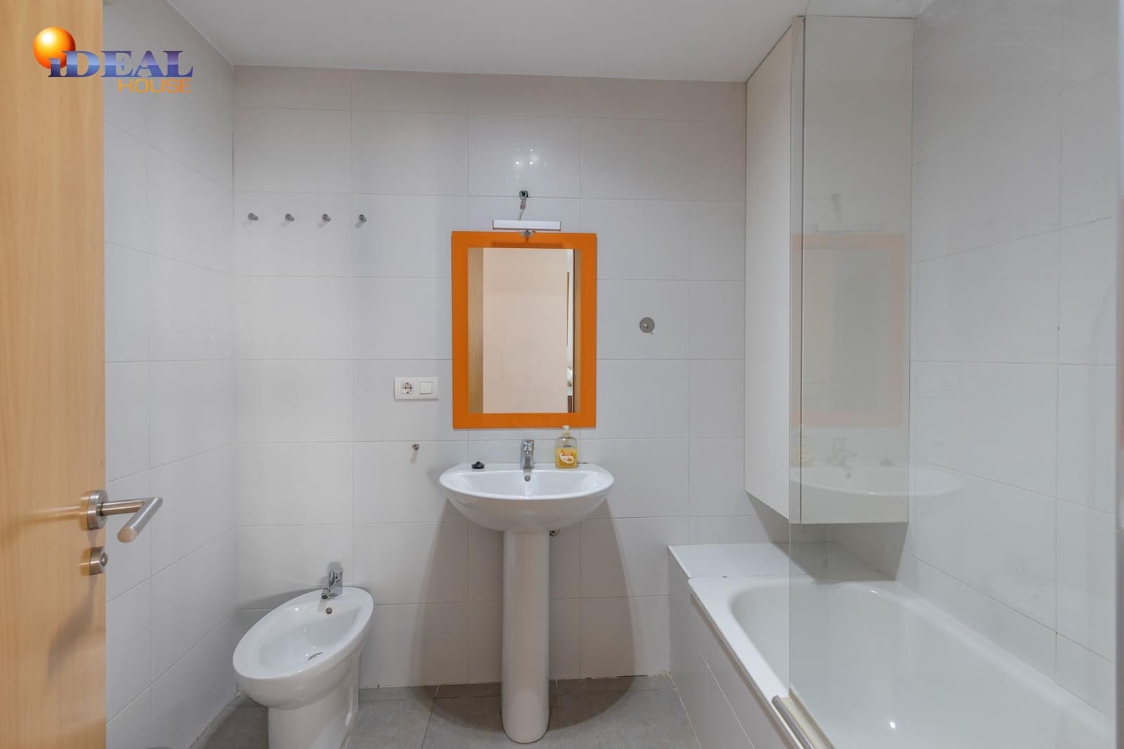 3 bedroom Flat for sale in Alhendin with pool garage - € 210,000 (Ref: 9434466)