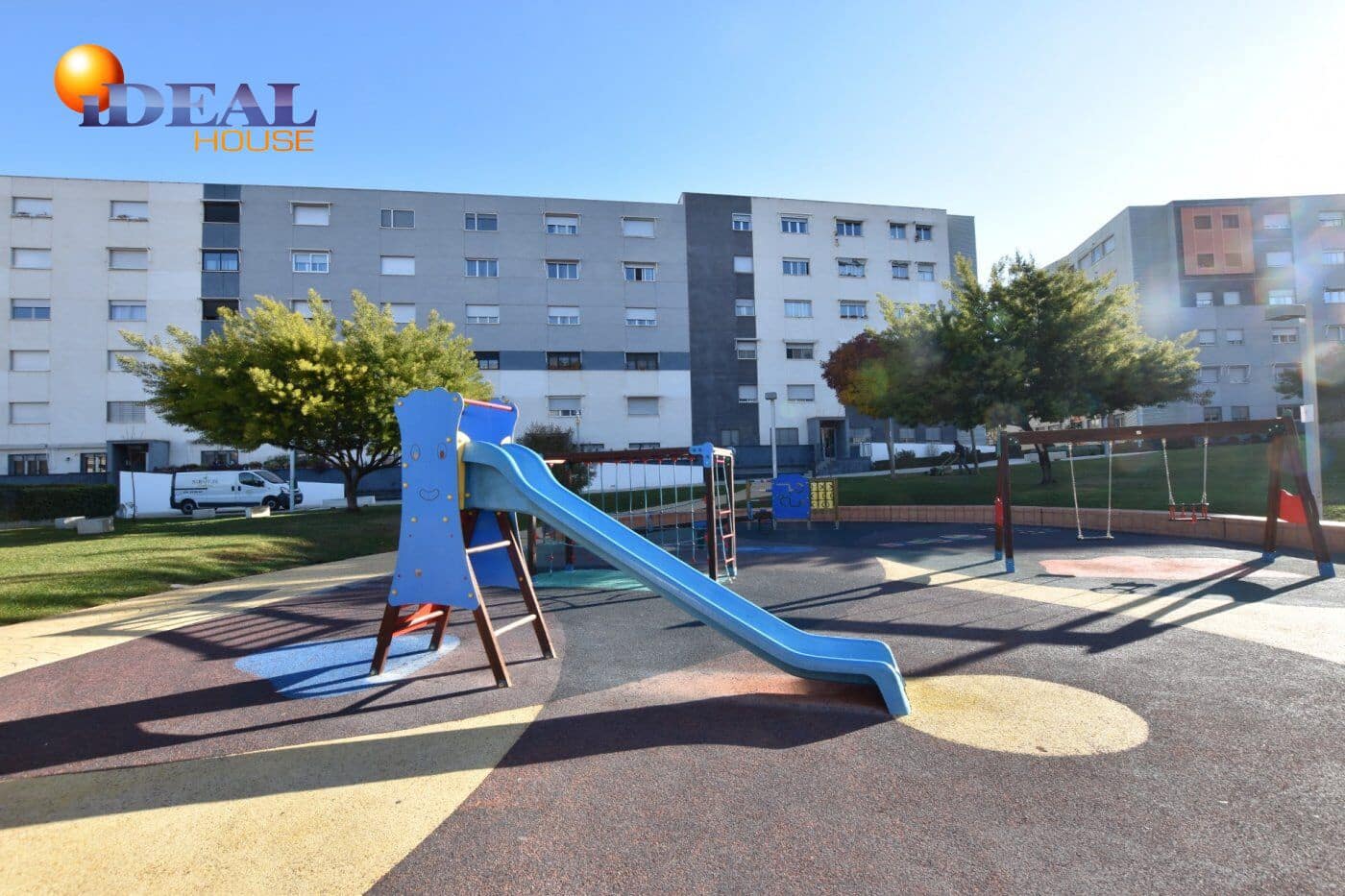 3 bedroom Flat for sale in Alhendin with pool garage - € 210,000 (Ref: 9434466)