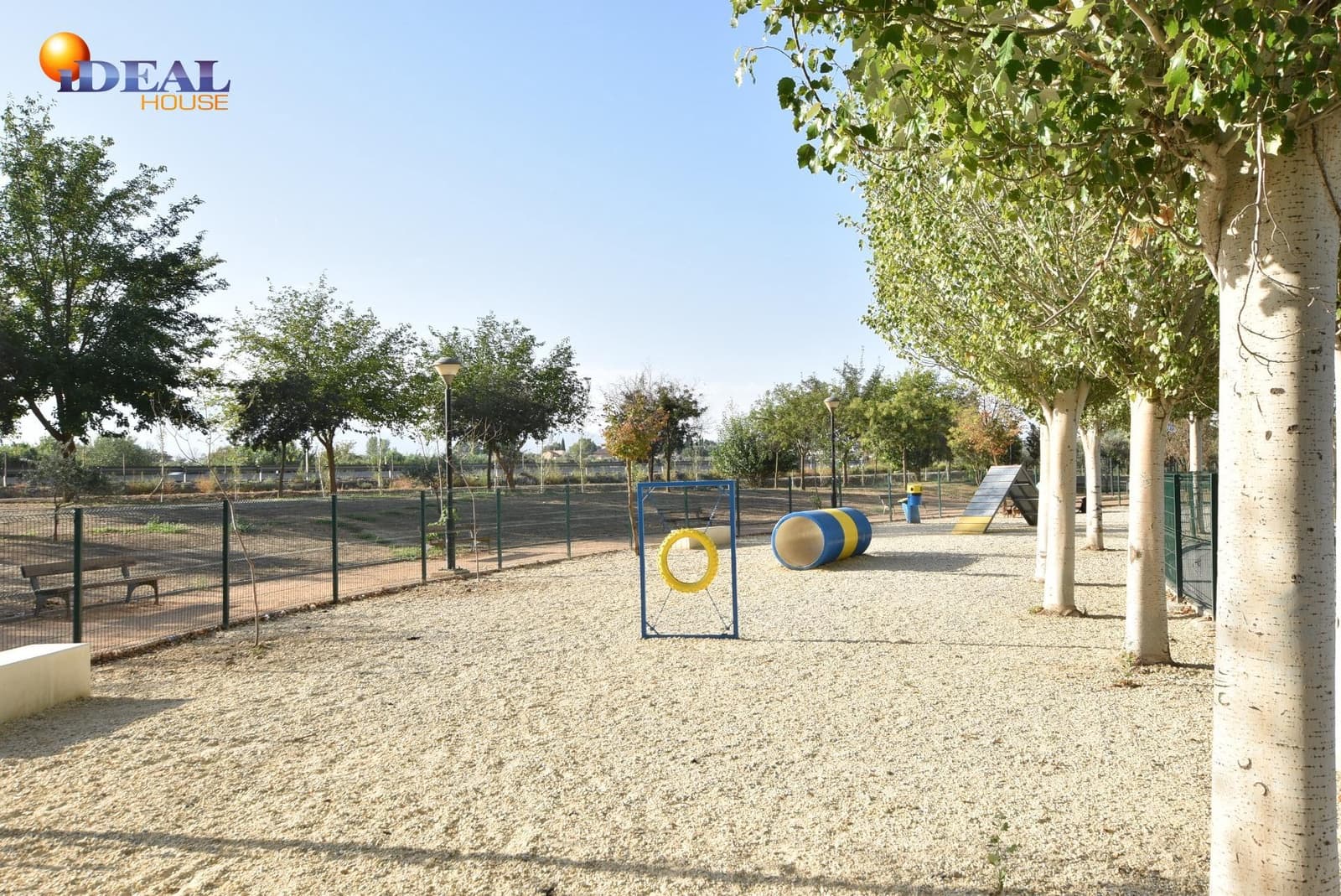 3 bedroom Flat for sale in Alhendin with pool garage - € 210,000 (Ref: 9434466)