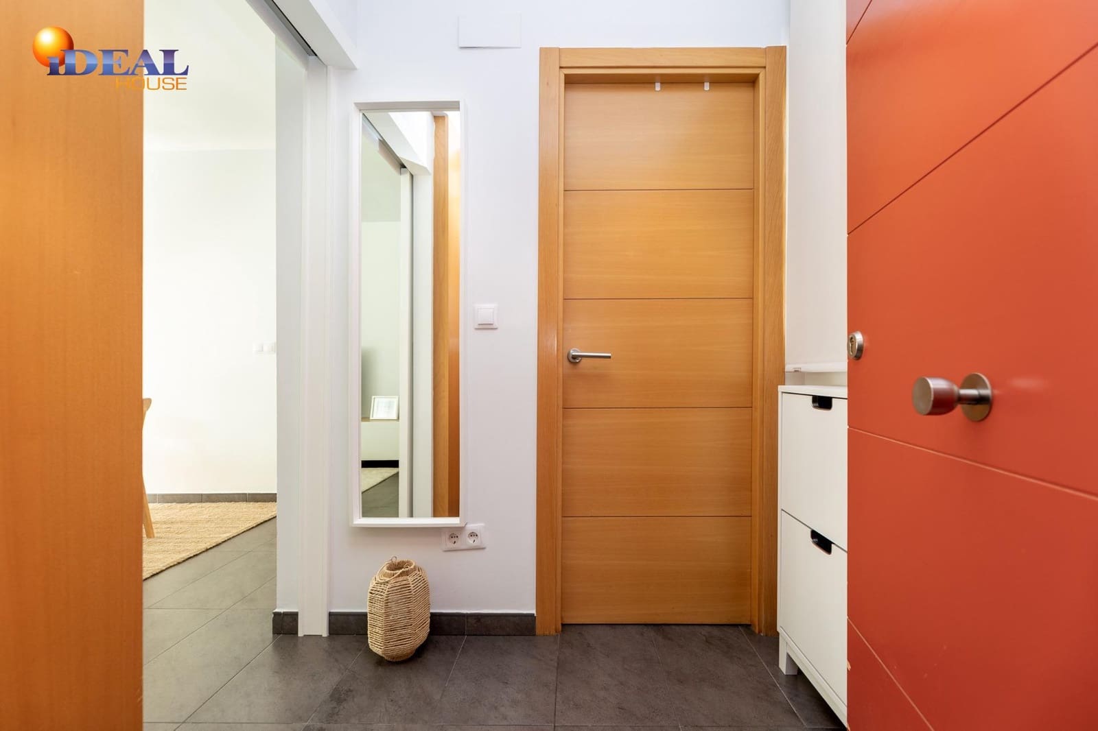 2 bedroom Flat for sale in Alhendin with pool garage - € 250,000 (Ref: 9434467)