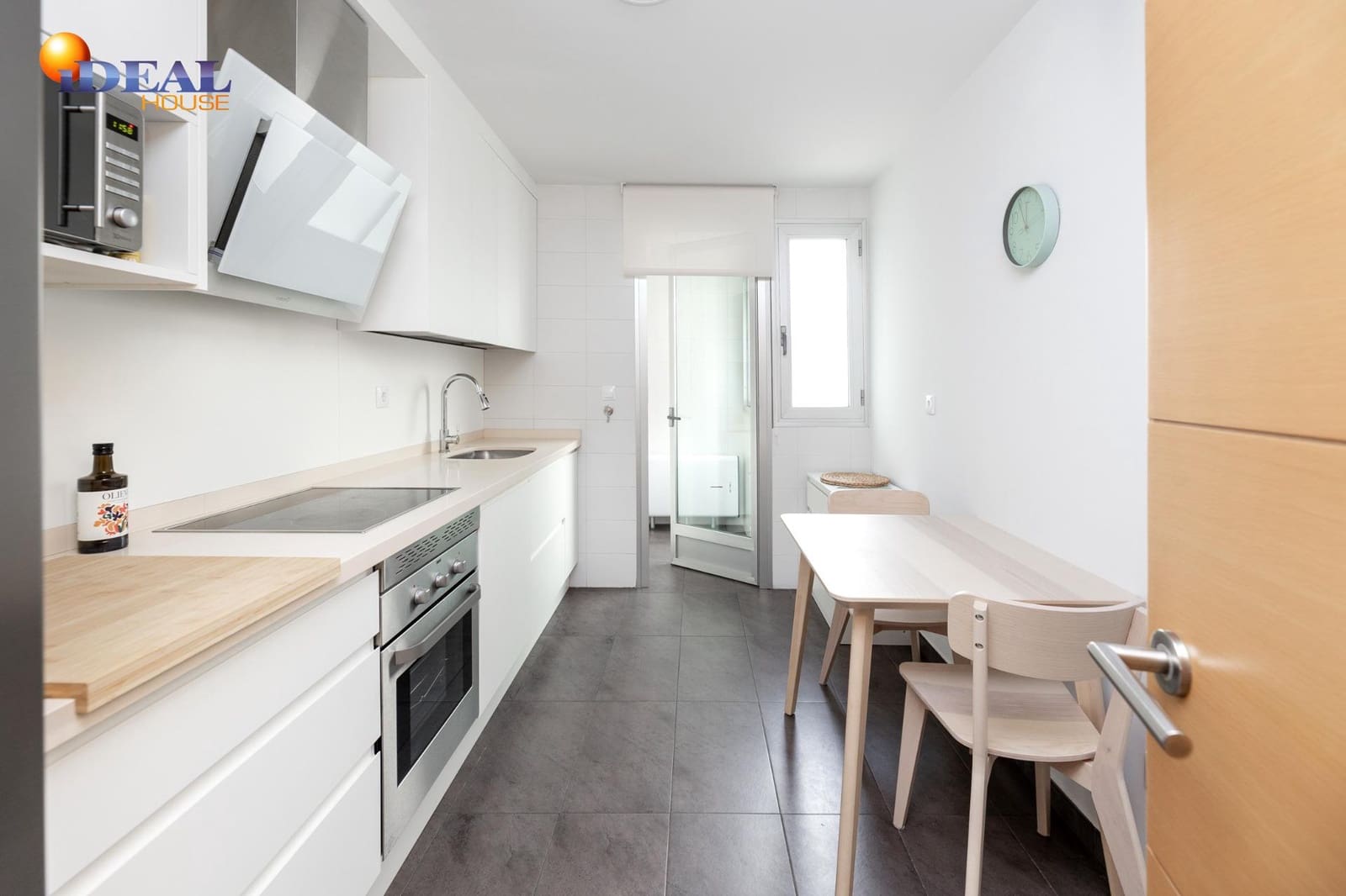 2 bedroom Flat for sale in Alhendin with pool garage - € 250,000 (Ref: 9434467)