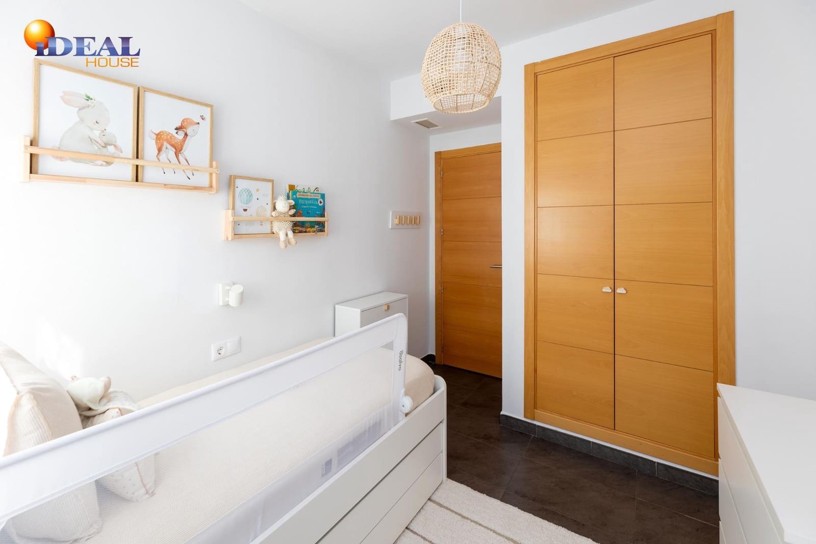 2 bedroom Flat for sale in Alhendin with pool garage - € 250,000 (Ref: 9434467)