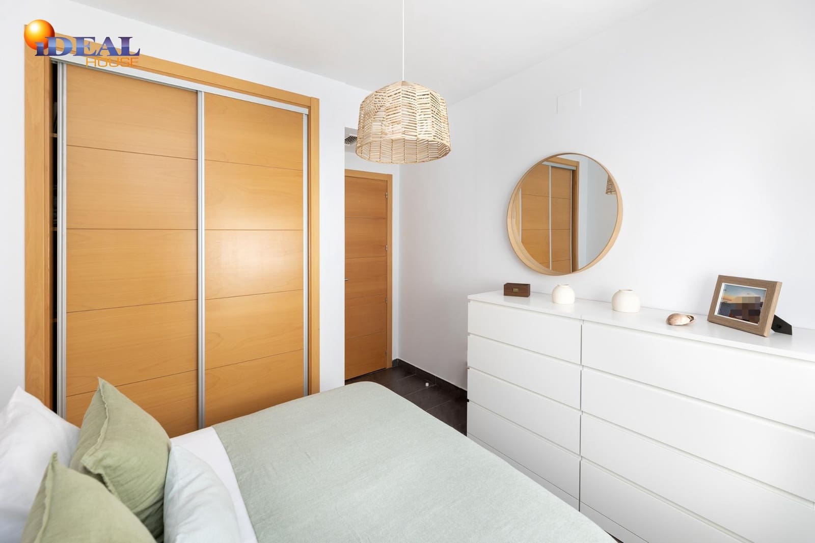 2 bedroom Flat for sale in Alhendin with pool garage - € 250,000 (Ref: 9434467)