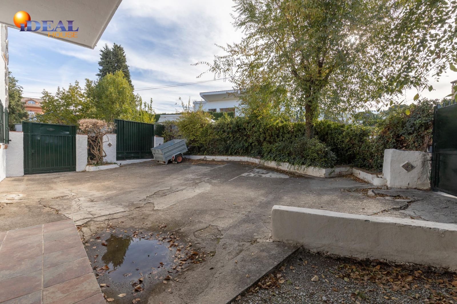 Piso de 2 habitaciones en Monachil en venta con garaje - 169.900 € (Ref: 9434470)