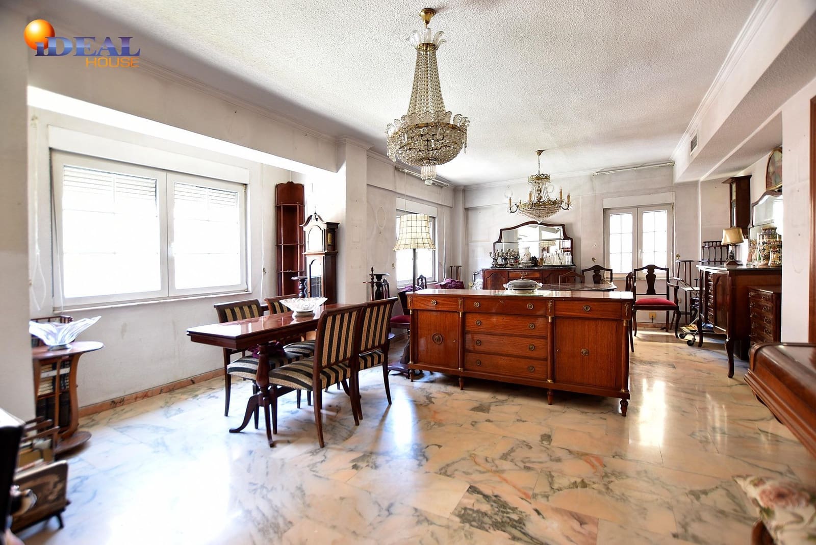 3 bedroom Flat for sale in Granada city - € 240,000 (Ref: 9434474)