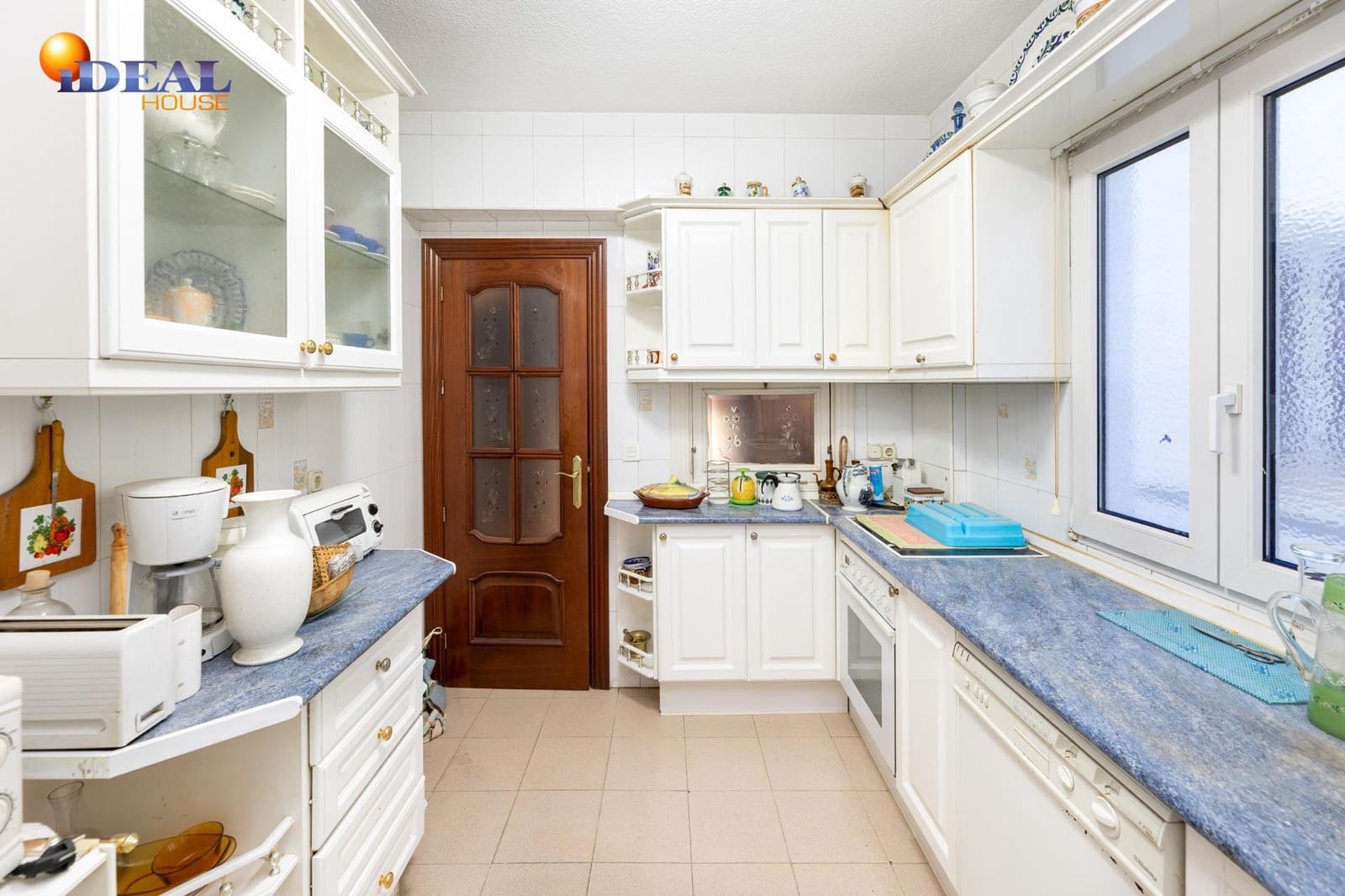 3 bedroom Flat for sale in Granada city - € 240,000 (Ref: 9434474)