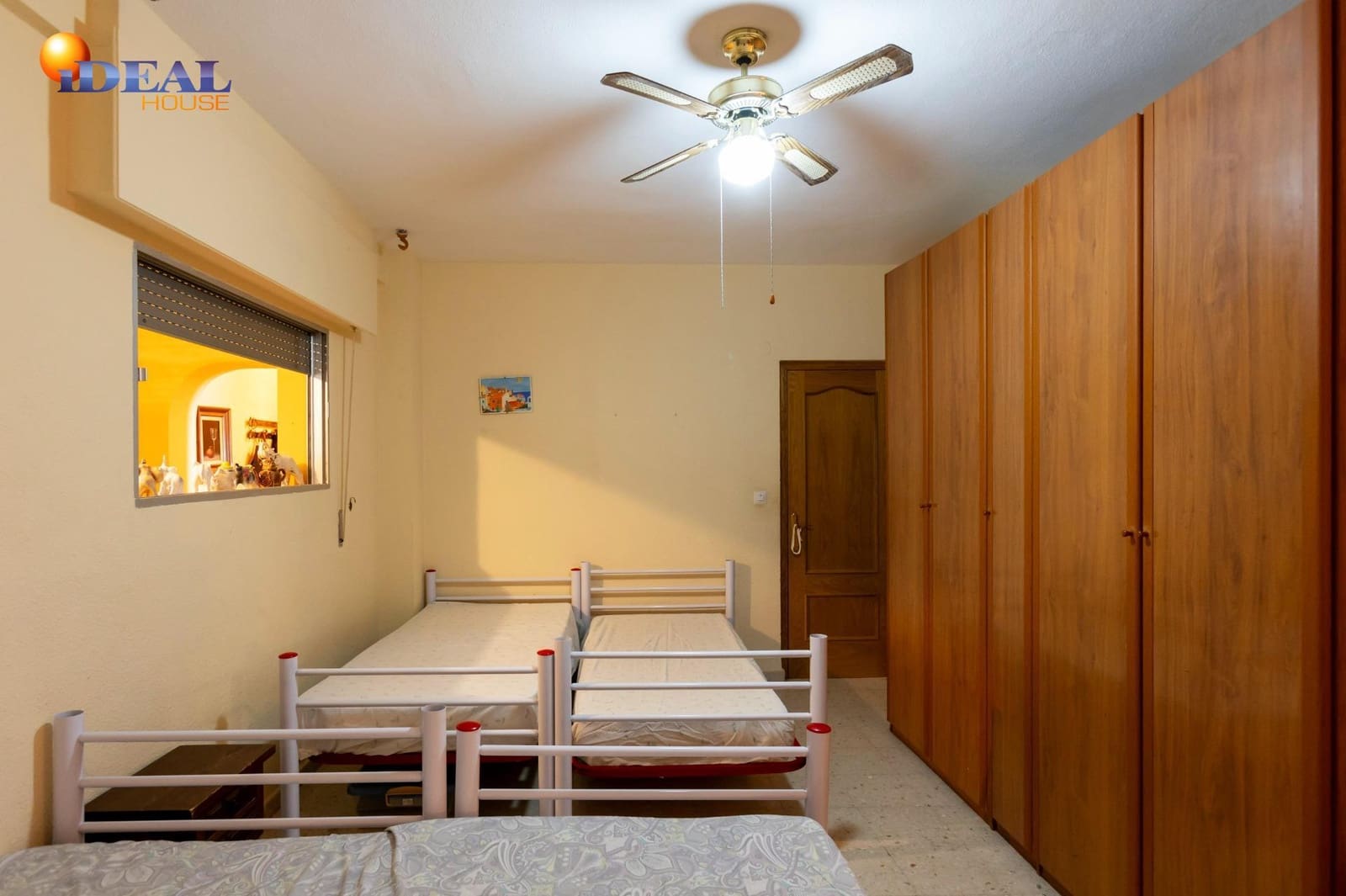 3 bedroom Flat for sale in Almunecar with pool - € 340,000 (Ref: 9434476)