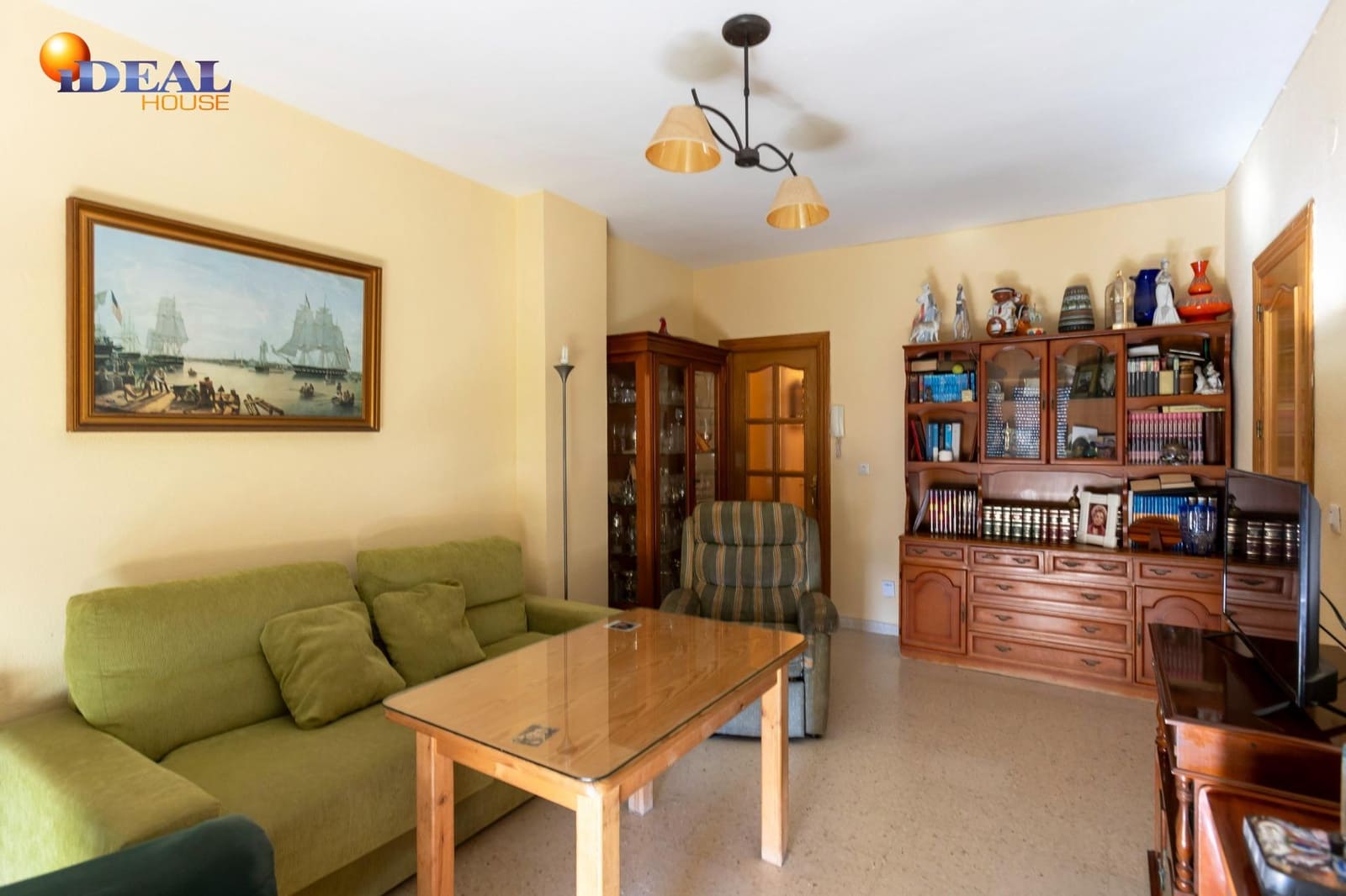 3 bedroom Flat for sale in Almunecar with pool - € 340,000 (Ref: 9434476)