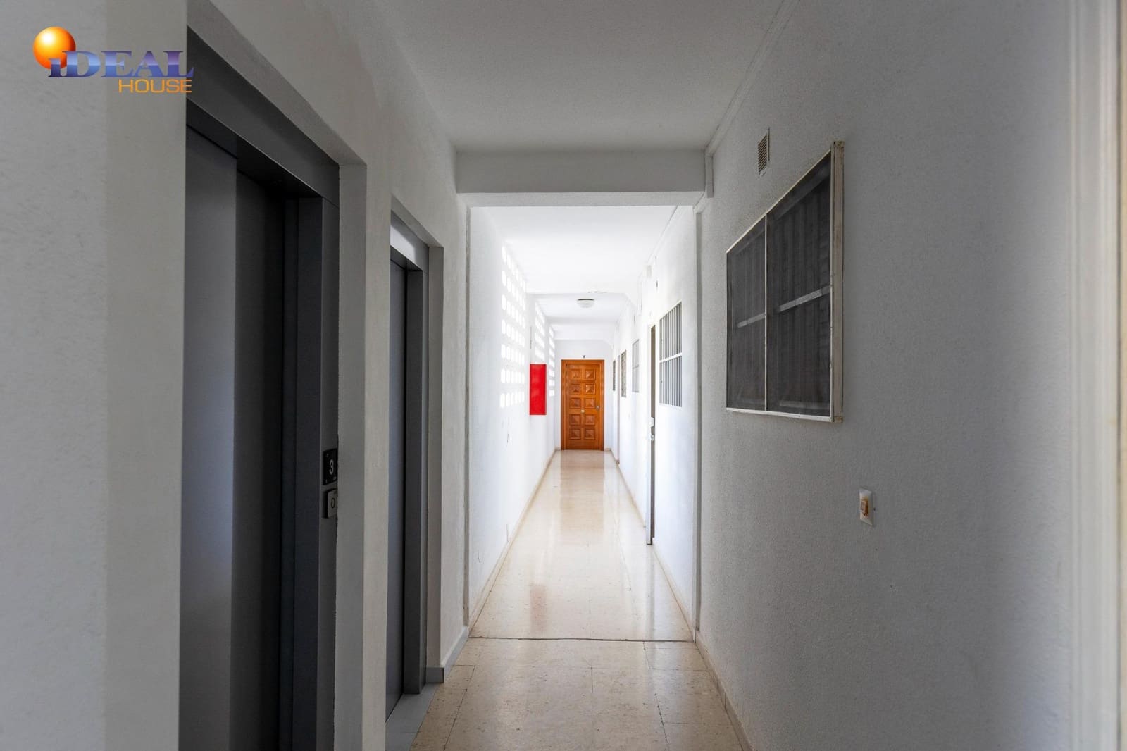 3 bedroom Flat for sale in Almunecar with pool - € 340,000 (Ref: 9434476)