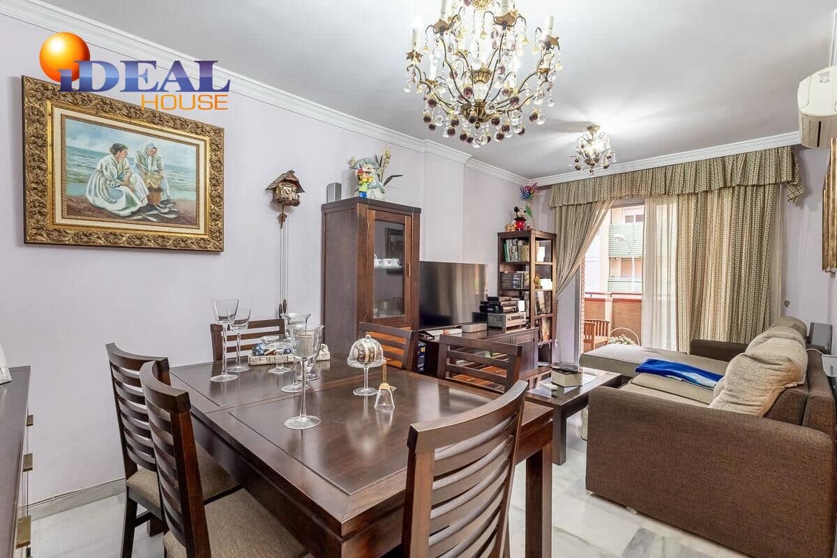 4 camera da letto Appartamento in vendita in Granada citta con garage - 225.000 € (Rif: 9434477)