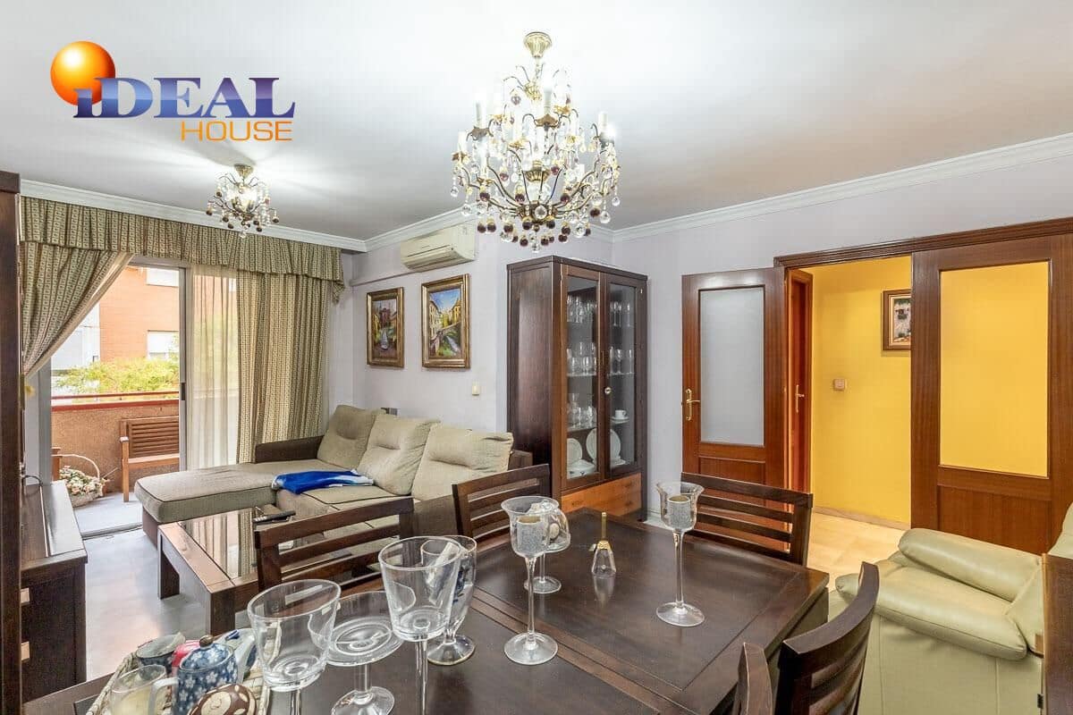 4 camera da letto Appartamento in vendita in Granada citta con garage - 225.000 € (Rif: 9434477)