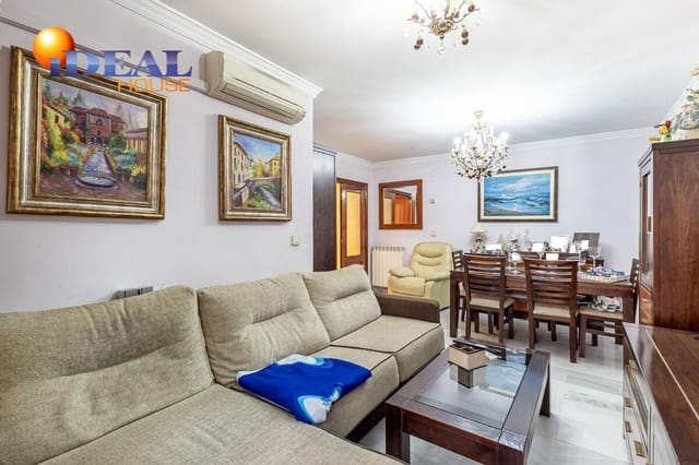 4 camera da letto Appartamento in vendita in Granada città con garage - 225.000 € (Rif: 9434477)