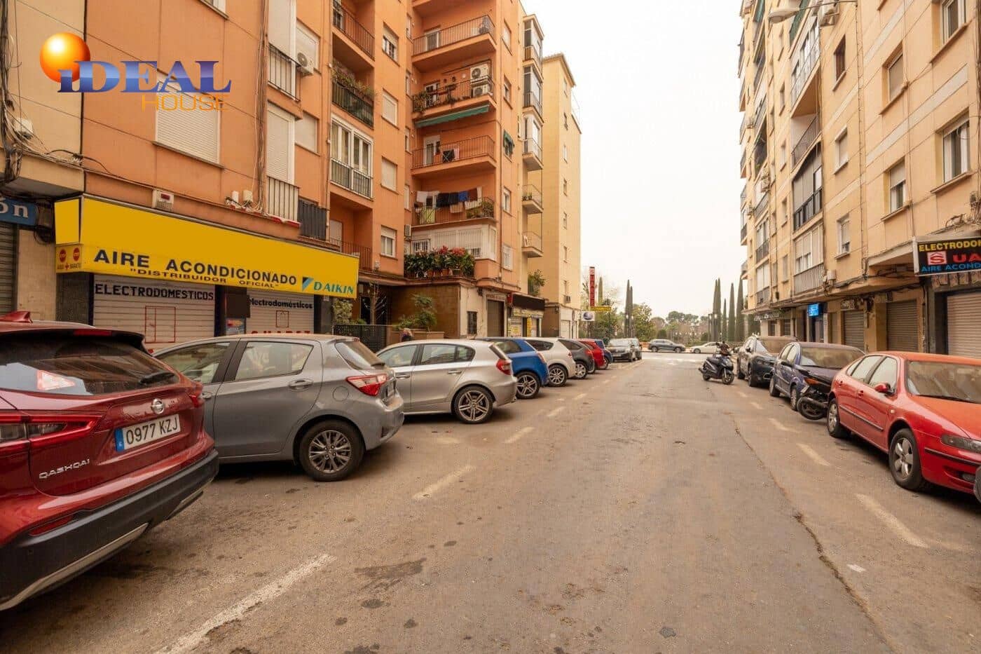 Kommersiell till salu i Granada stad - 475 000 € (Ref: 9434479)