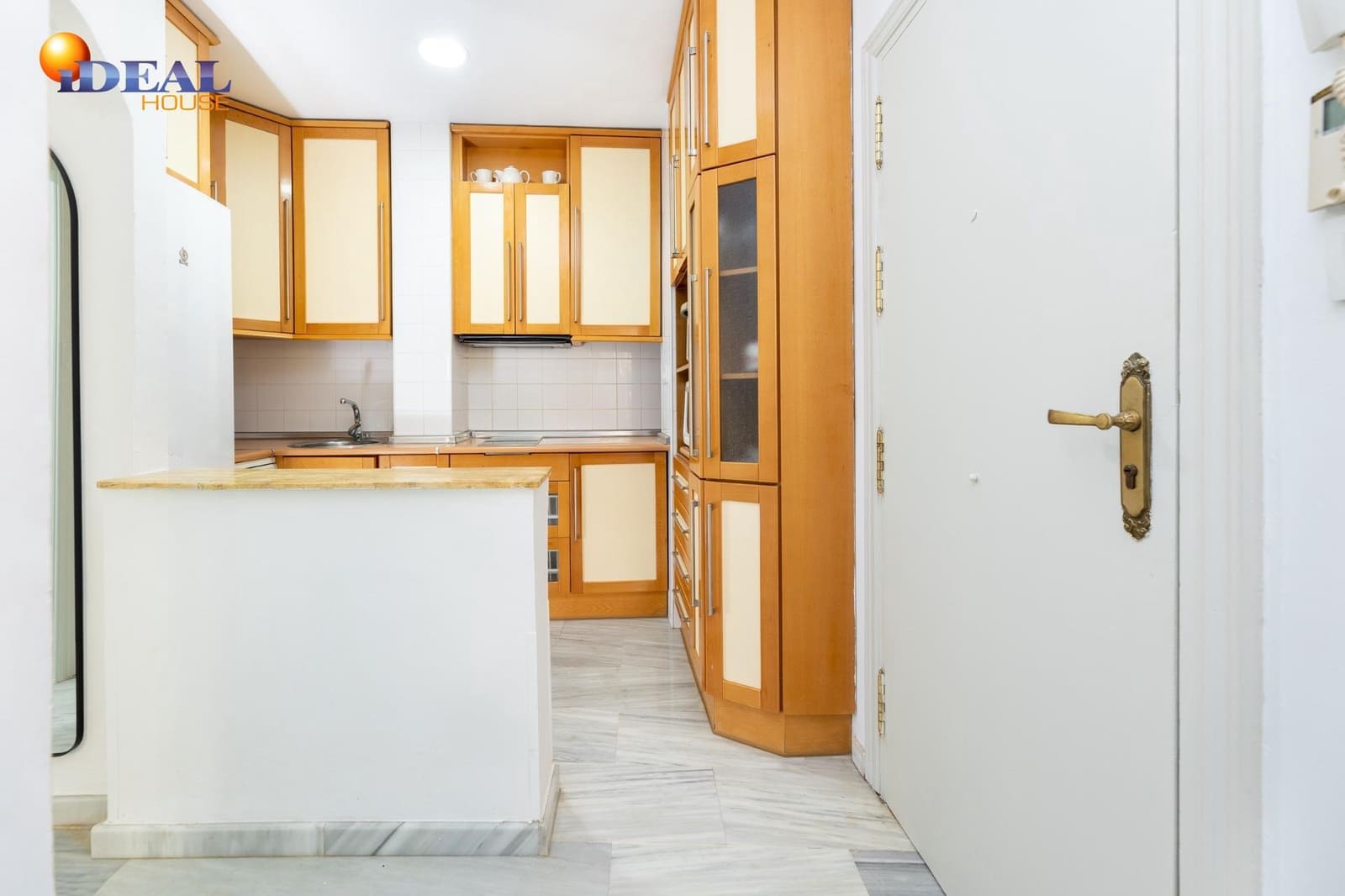 2 bedroom Flat for sale in Granada city - € 249,000 (Ref: 9434483)