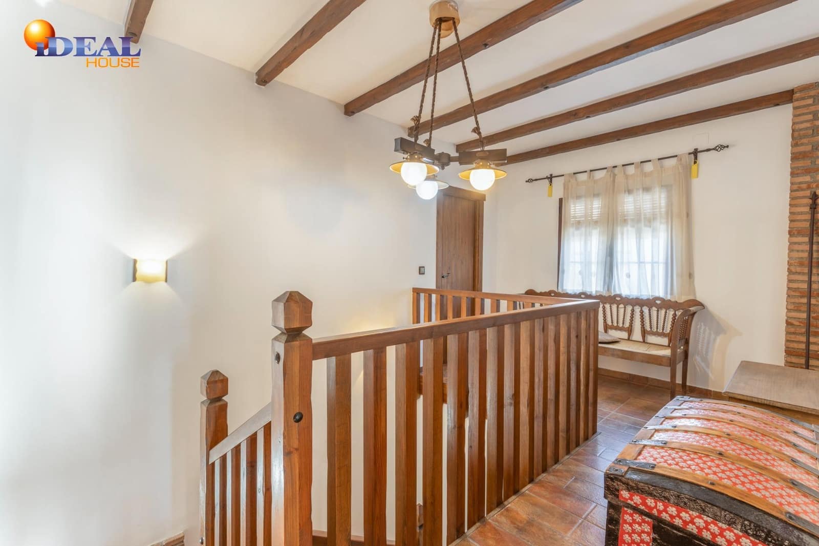 4 bedroom Villa for sale in Durcal with pool garage - € 319,000 (Ref: 9434486)