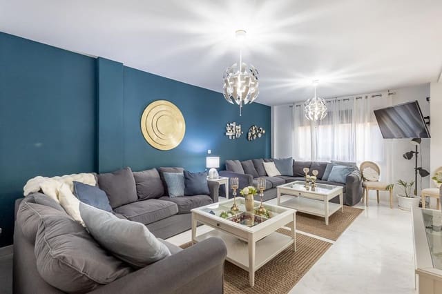 5 sovrum Radhus till salu i Motril med pool garage - 587 000 € (Ref: 9434488)