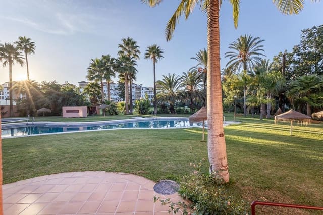 5 sovrum Radhus till salu i Motril med pool garage - 587 000 € (Ref: 9434488)