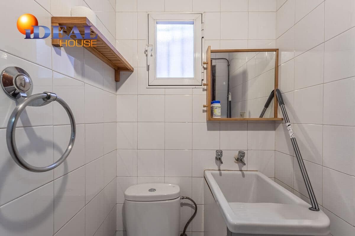 5 sypialnia Dom szeregowy na sprzedaż w Miasto Grenada - 339 000 € (Ref: 9434496)