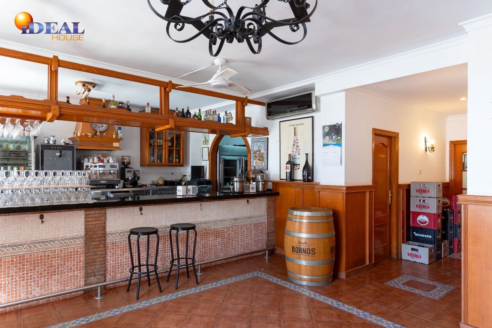 Yritys myytävänä paikassa Torrenueva - 390 000 € (Ref: 9434497)