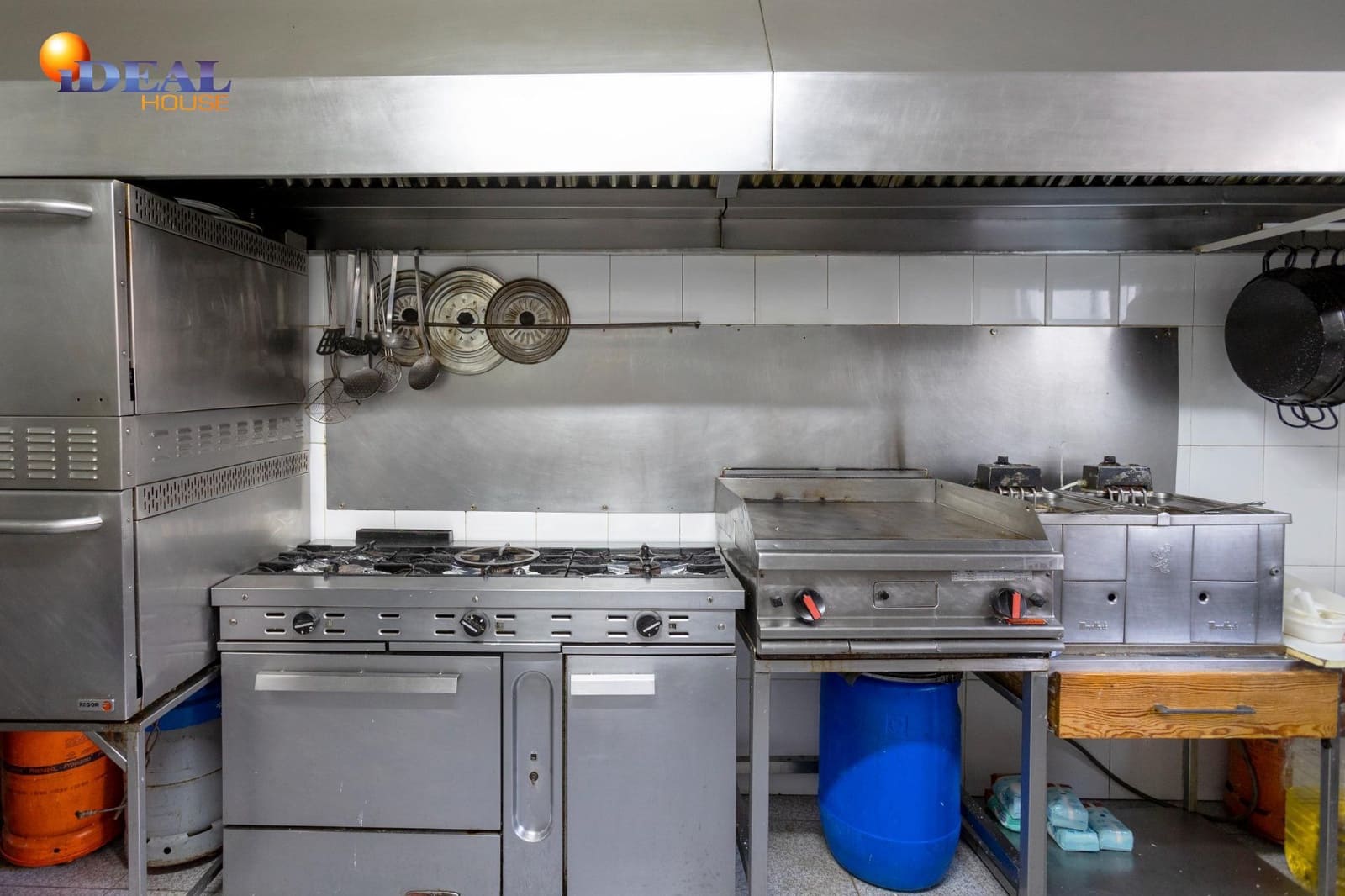 Yritys myytävänä paikassa Torrenueva - 390 000 € (Ref: 9434497)