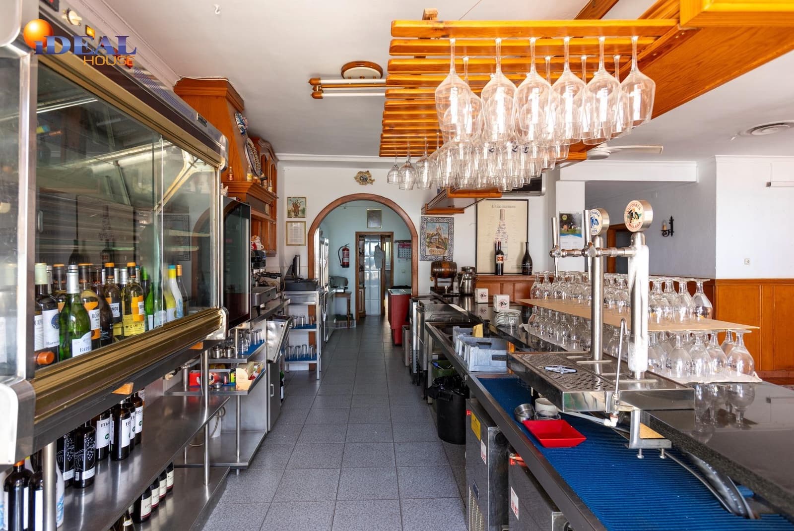 Yritys myytävänä paikassa Torrenueva - 390 000 € (Ref: 9434497)